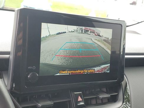 Certified 2023 Toyota Corolla Cross LE FWD image 27