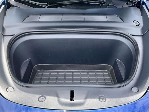Used 2023 Tesla Model Y Performance AWD/4WD image 10