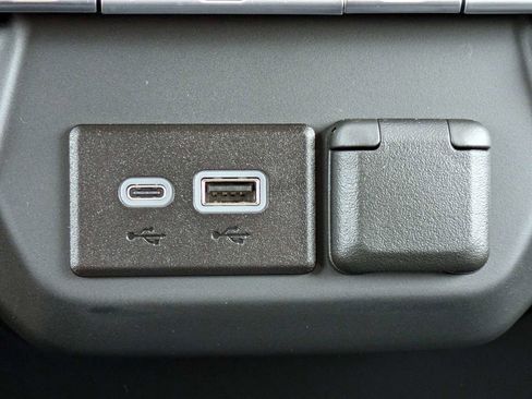 Used 2024 Chevrolet Silverado 1500 W/T image 25