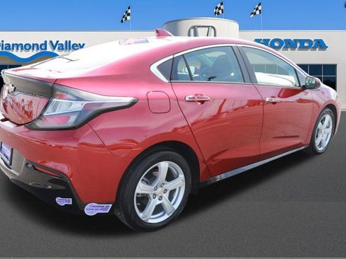 Used 2018 Chevrolet Volt LT image 8