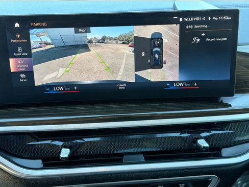 Used 2023 BMW X7 xDrive40i image 34