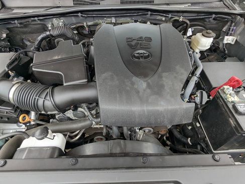 Used 2023 Toyota Tacoma TRD Sport AWD/4WD image 30