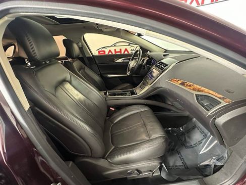 Used 2013 Lincoln MKZ image 21