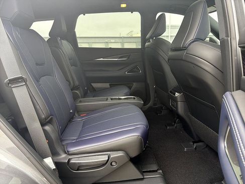 New 2026 INFINITI QX60 Sport image 22