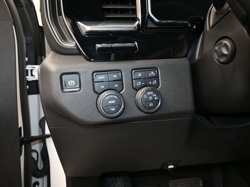 Certified 2024 Chevrolet Silverado 1500 High Country w/ High Country Premium Package image 13