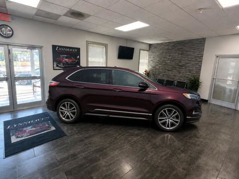 Used 2019 Ford Edge Titanium w/ Equipment Group 301A FWD image 5