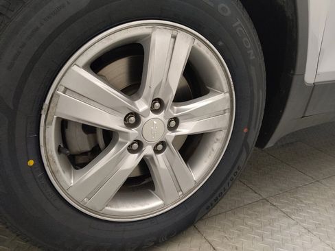 Used 2020 Chevrolet Trax LT FWD image 31