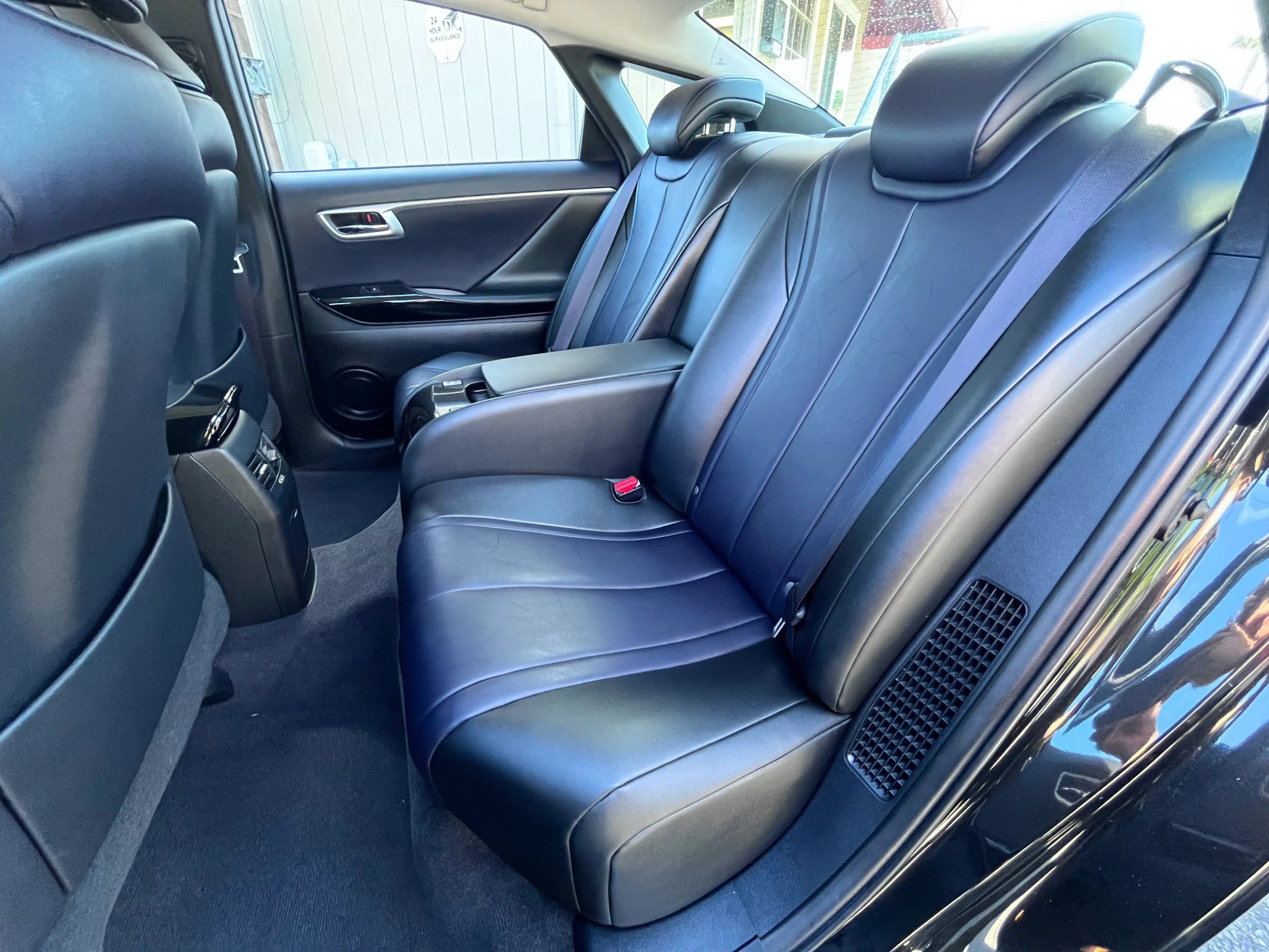 Used 2016 Toyota Mirai FWD image 13