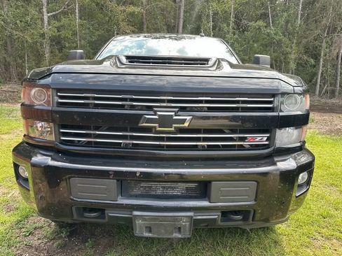 Used 2017 Chevrolet Silverado 3500 LTZ w/ Duramax Plus Package AWD/4WD image 2
