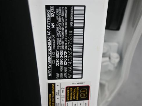 Used 2025 Mercedes-Benz C 300 Sedan image 18