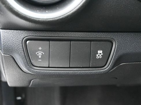 Used 2022 Kia Forte LXS image 15