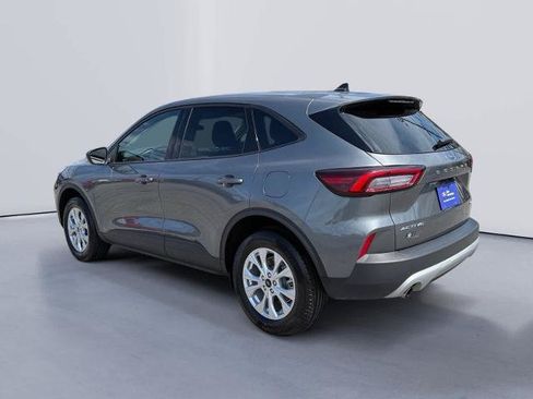Certified 2025 Ford Escape Active AWD/4WD image 3