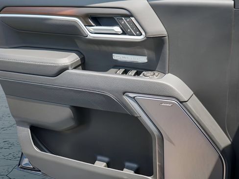 New 2026 GMC Sierra 1500 Denali AWD/4WD image 16