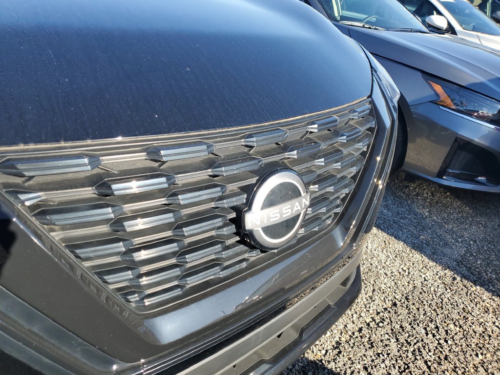 Certified 2023 Nissan Rogue SV w/ SV Premium B Package AWD/4WD image 5