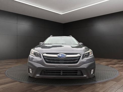 Used 2020 Subaru Outback Premium AWD/4WD image 3