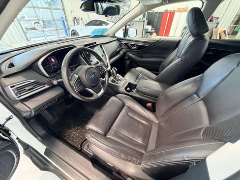 Used 2024 Subaru Outback Touring AWD/4WD image 9