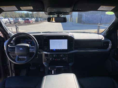 Used 2025 Ford F150 Lariat w/ Equipment Group 502A High image 28