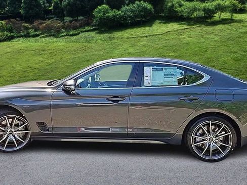 New 2026 Genesis G70 2.5T Prestige image 5