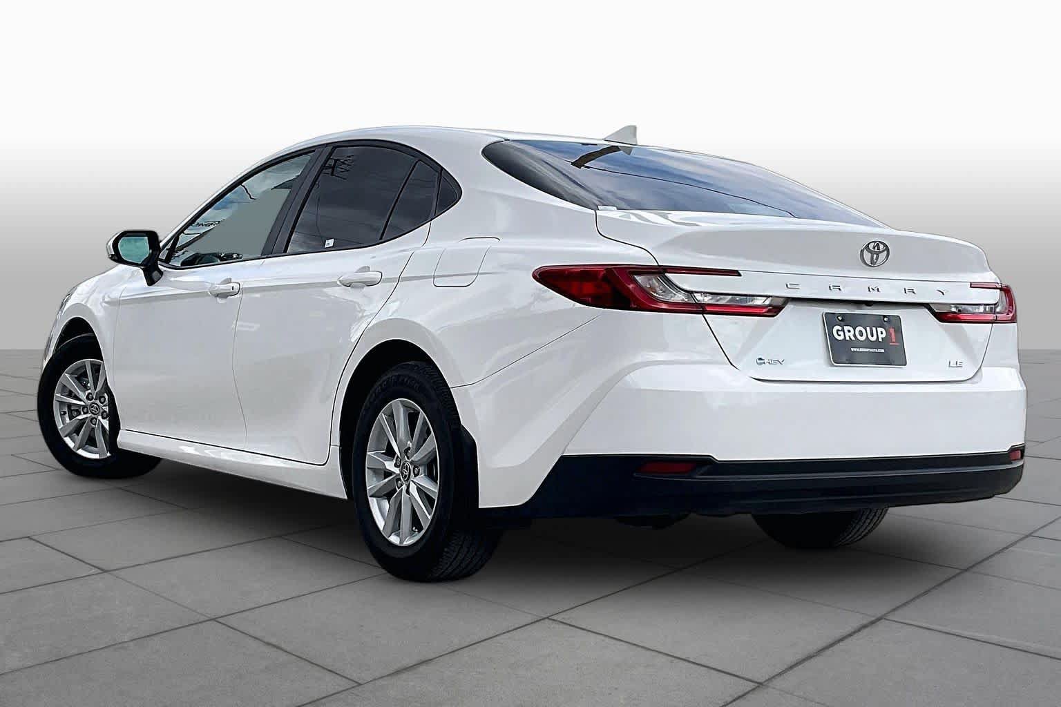 Used 2026 Toyota Camry LE w/ Convenience Package FWD image 12