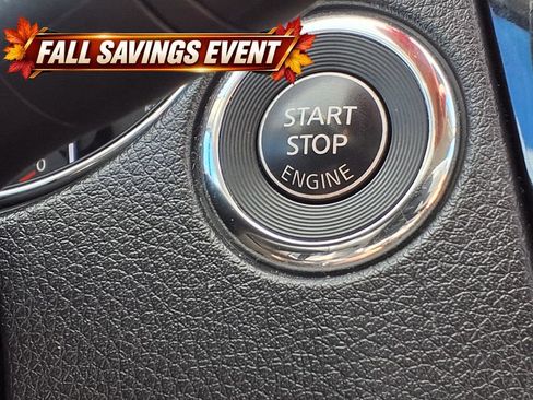 Used 2022 Nissan Rogue Sport SV FWD image 14
