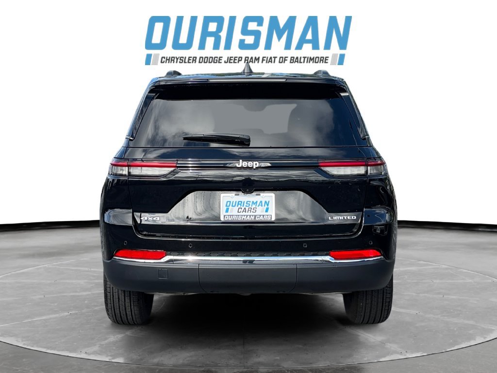 Used 2025 Jeep Grand Cherokee Limited AWD/4WD image 5