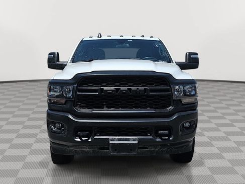 Used 2023 RAM 2500 Tradesman w/ Special Service Vehicle Group AWD/4WD image 3