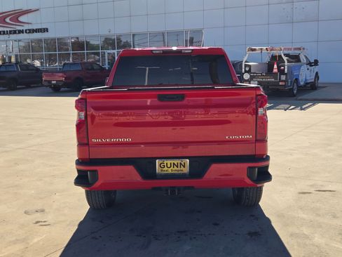 Certified 2025 Chevrolet Silverado 1500 Custom image 4