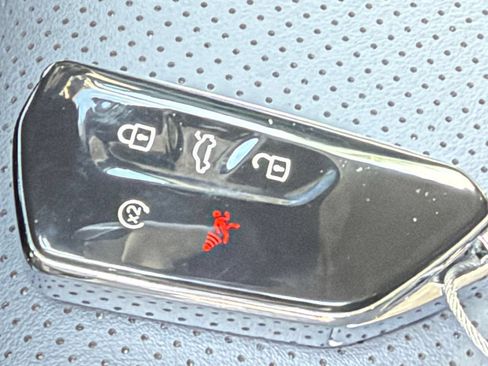 Used 2026 Volkswagen Tiguan SE AWD/4WD image 21
