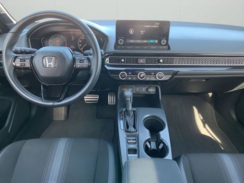 Used 2025 Honda Civic Sport image 16