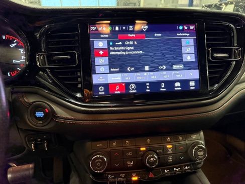 Used 2025 Dodge Durango GT AWD/4WD image 8