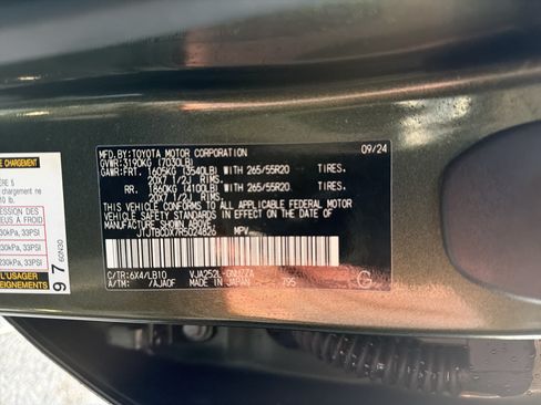 Certified 2024 Lexus GX 550 w/ Cold Area Package AWD/4WD image 46
