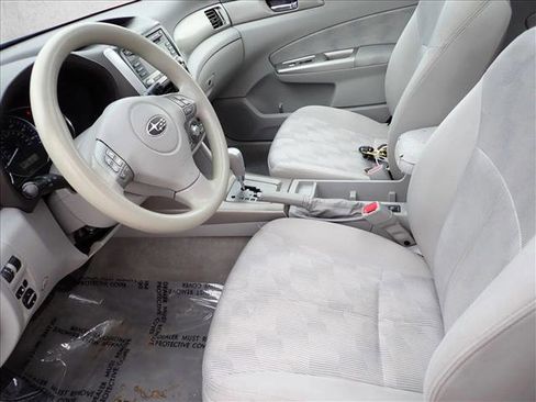 Used 2010 Subaru Forester 2.5X Premium w/ Popular Equipment Group 1A AWD/4WD image 9