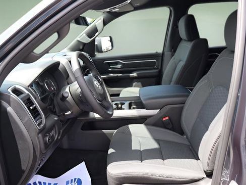 New 2026 RAM 1500 4x4 Crew Cab image 14