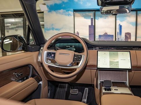 New 2026 Land Rover Range Rover SE image 16