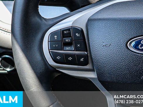 Used 2025 Ford Explorer Active image 30