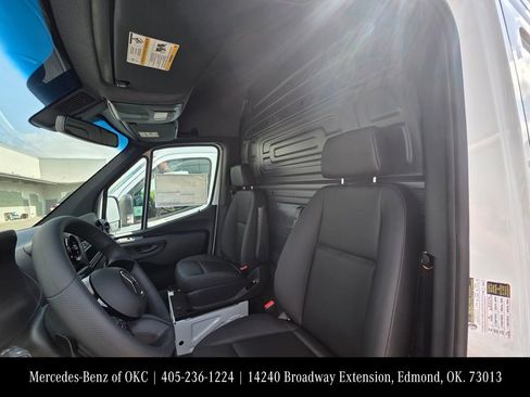 New 2026 Mercedes-Benz Sprinter 2500 image 14