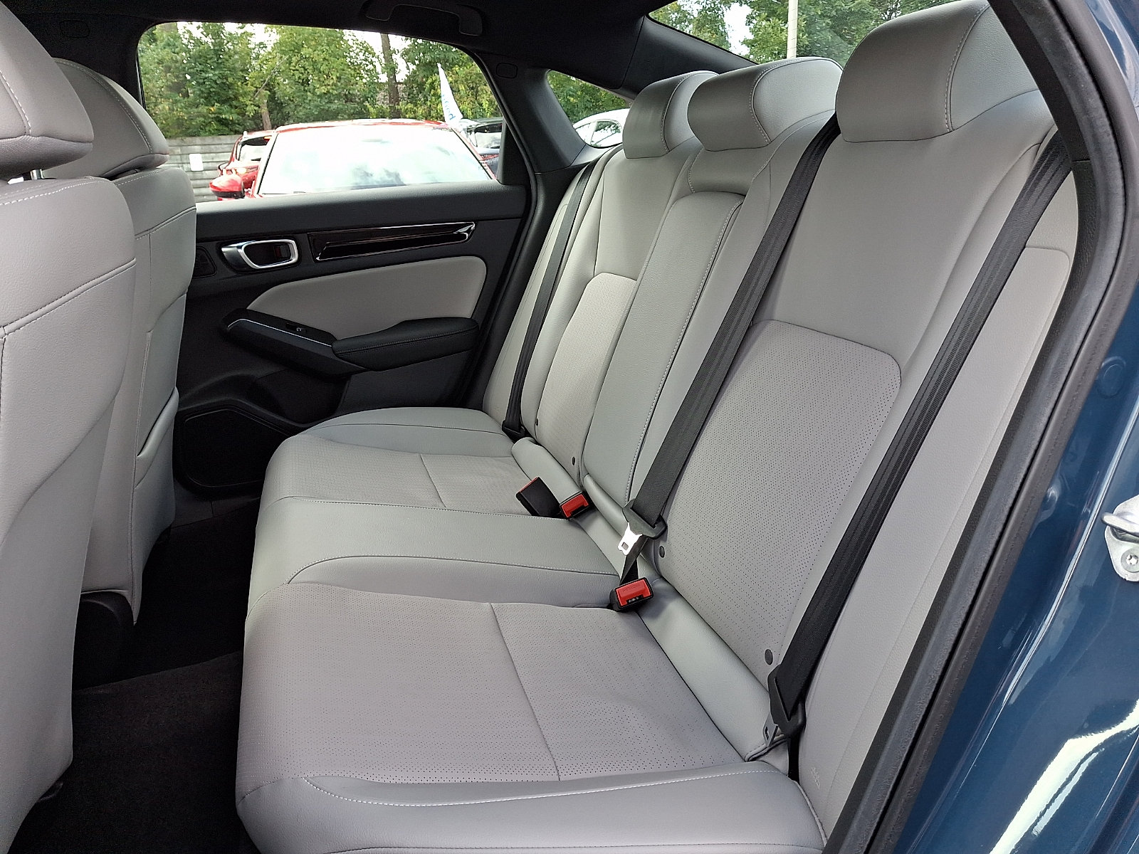 Certified 2025 Honda Civic FWD Hybrid Sedan image 9
