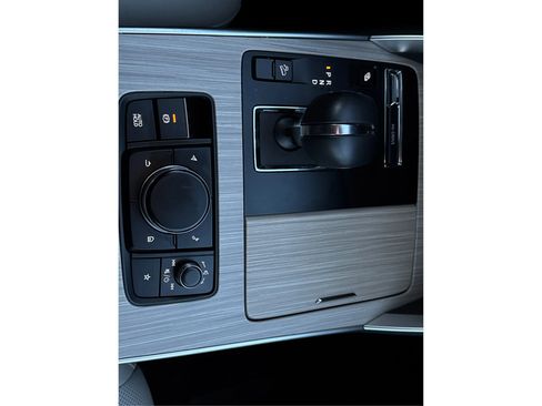 Used 2024 MAZDA CX-90 Plug-In Hybrid w/ Premium Pkg image 38