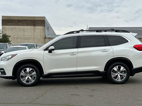 Used 2021 Subaru Ascent Premium w/ Convenience Package image 9