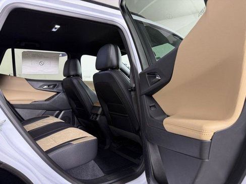 New 2026 Chevrolet Equinox ACTIV image 18