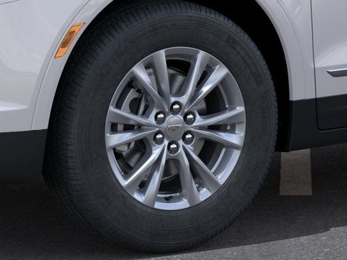 New 2026 Cadillac XT5 Luxury AWD/4WD image 9