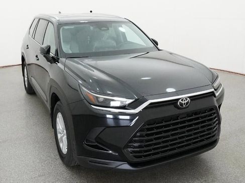 New 2026 Toyota Grand Highlander XLE image 47