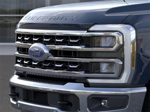 New 2025 Ford F350 Lariat w/ Lariat Ultimate Package image 17