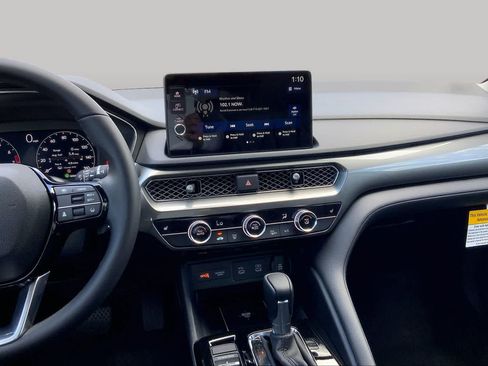 New 2026 Acura Integra FWD image 6