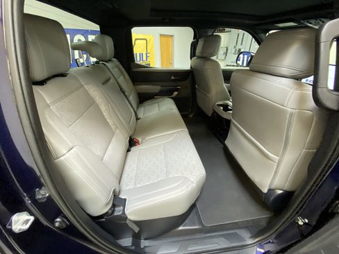 Used 2025 Toyota Tundra Limited image 31