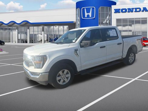 Used 2023 Ford F150 XLT image 3