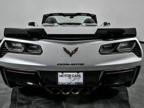Used 2016 Chevrolet Corvette Z06 w/ 2LZ Preferred Equipment Group RWD image 9