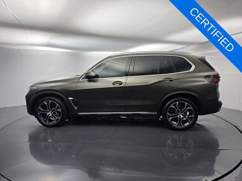 Certified 2025 BMW X5 sDrive40i w/ Premium Package RWD image 7