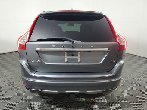 Used 2017 Volvo XC60 T5 Inscription w/ Preferred Option Package image 5