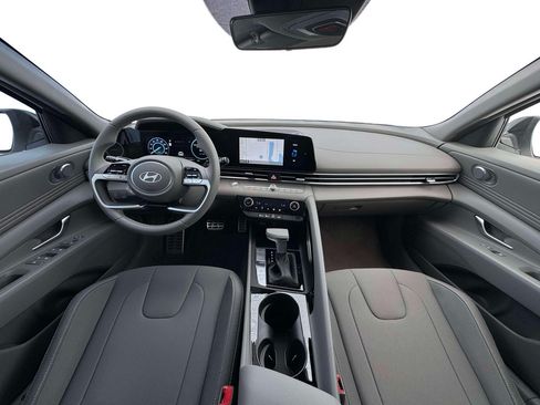 New 2026 Hyundai Elantra SEL FWD image 13